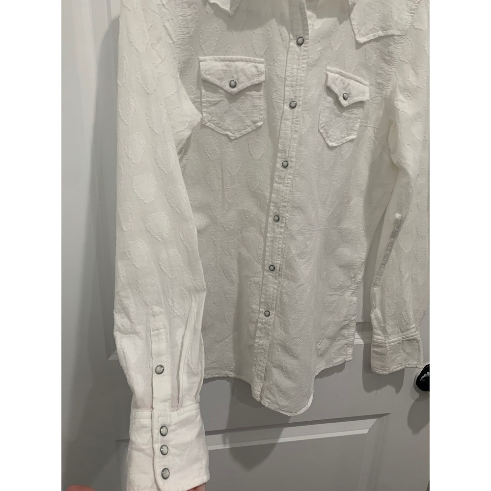 Ariat Womens White Heart Jacquard Western Snap Long Sleeve Shirt Medium - Picture 5 of 6